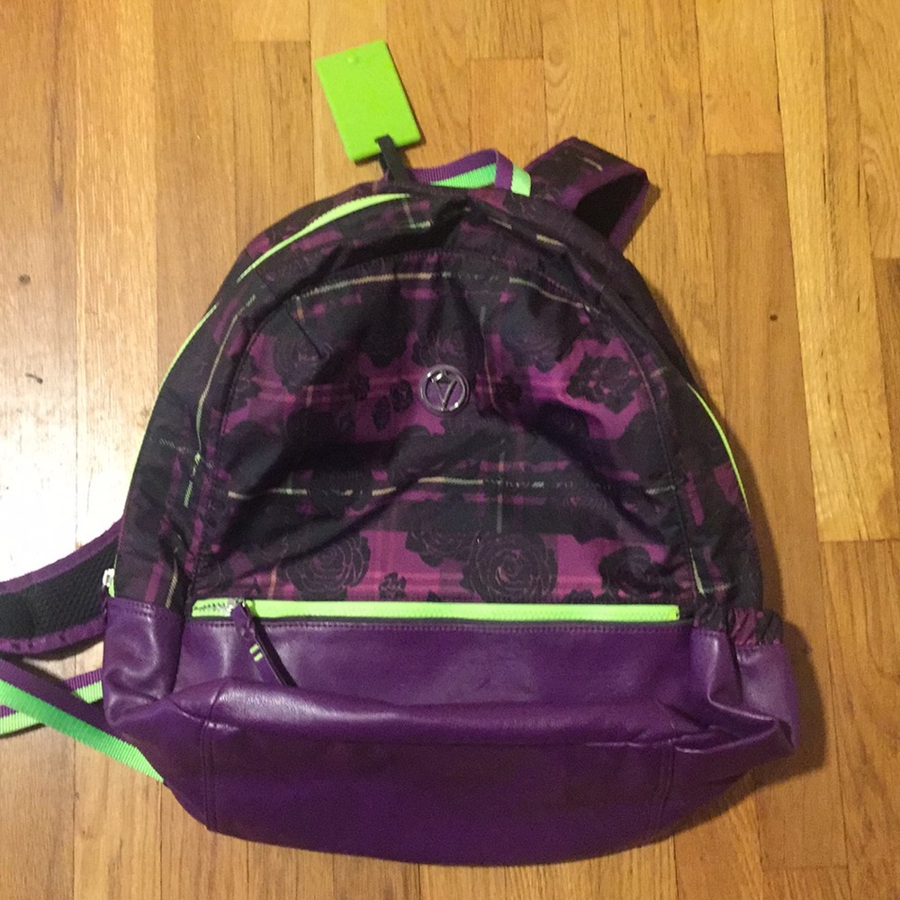 LULULEMON /IVIVVA BACKPACK